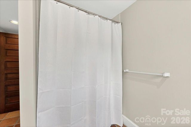2208 E Fifth Street, Charlotte, NC 28204