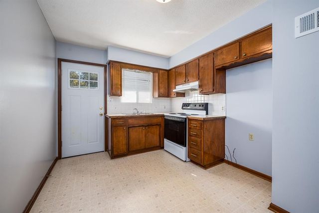 11123 - 11125 Leavenworth Road, Kansas City, KS 66109