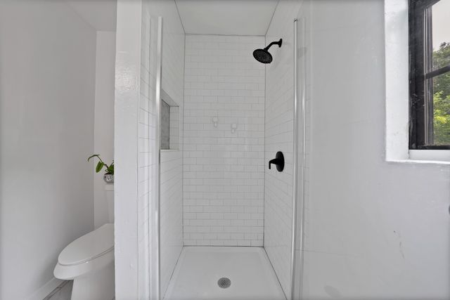 2117 Grace Avenue, Fort Worth, TX 76111