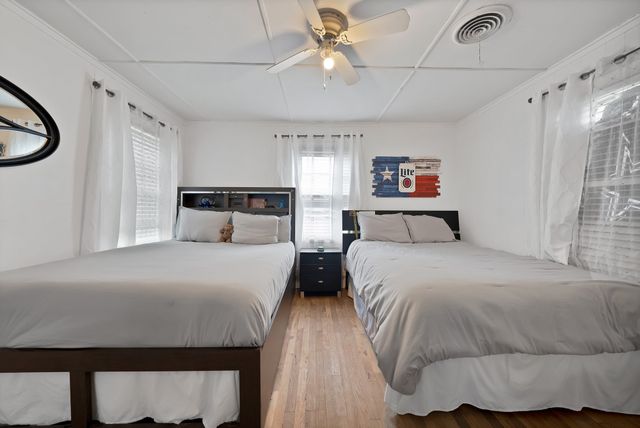 2117 Grace Avenue, Fort Worth, TX 76111