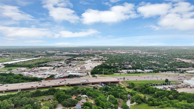 2117 Grace Avenue, Fort Worth, TX 76111