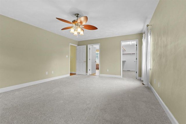 5975 Landview DR, Roanoke, VA 24018