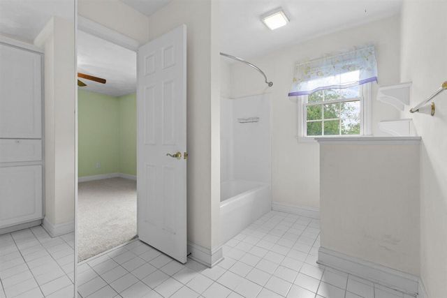 5975 Landview DR, Roanoke, VA 24018