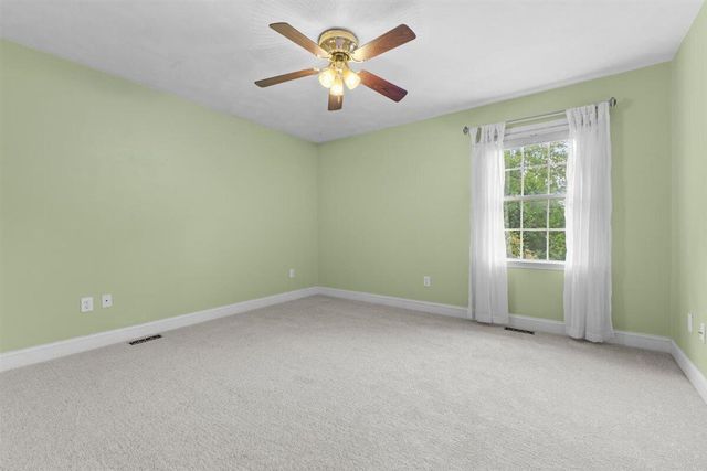 5975 Landview DR, Roanoke, VA 24018