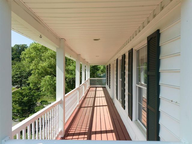 5975 Landview DR, Roanoke, VA 24018
