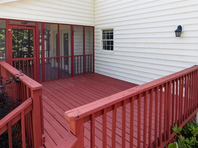5975 Landview DR, Roanoke, VA 24018