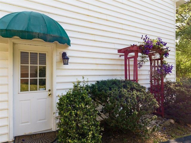 5975 Landview DR, Roanoke, VA 24018