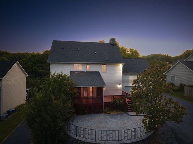 5975 Landview DR, Roanoke, VA 24018