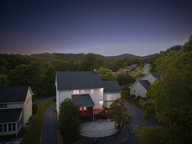 5975 Landview DR, Roanoke, VA 24018