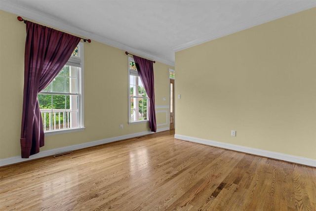 5975 Landview DR, Roanoke, VA 24018