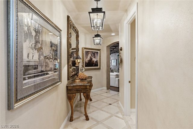 2009 Redbird Drive, Las Vegas, NV 89134