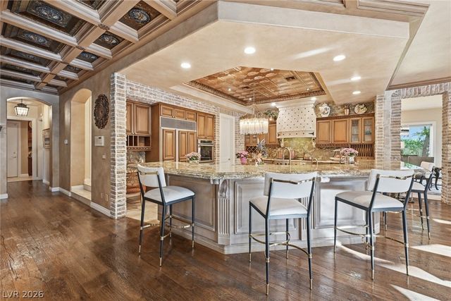 2009 Redbird Drive, Las Vegas, NV 89134