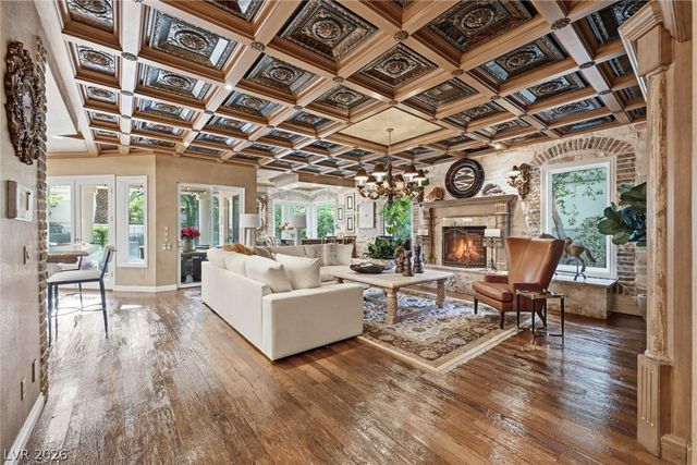 2009 Redbird Drive, Las Vegas, NV 89134