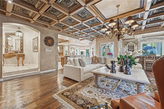 2009 Redbird Drive, Las Vegas, NV 89134