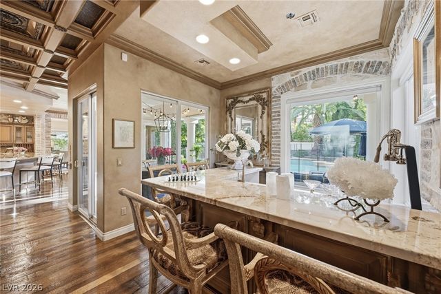 2009 Redbird Drive, Las Vegas, NV 89134