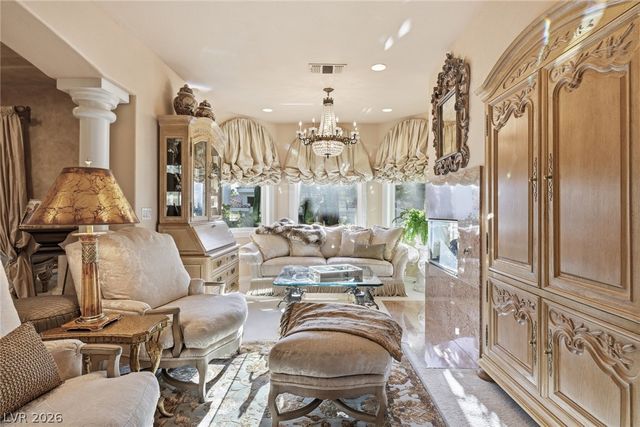 2009 Redbird Drive, Las Vegas, NV 89134