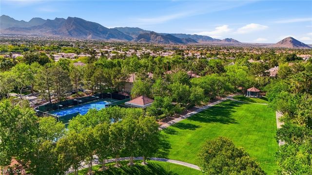 2009 Redbird Drive, Las Vegas, NV 89134