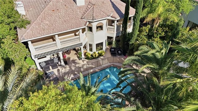 2009 Redbird Drive, Las Vegas, NV 89134