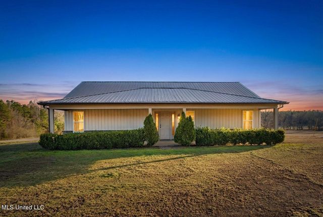 14999 Fairview Road, Byhalia, MS 38611