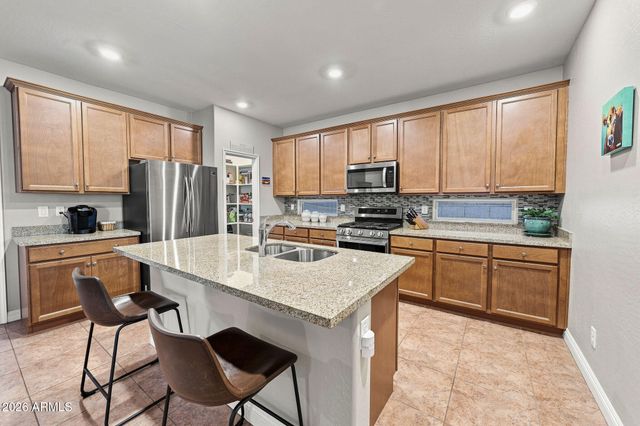 11402 S 175TH Drive, Goodyear, AZ 85338