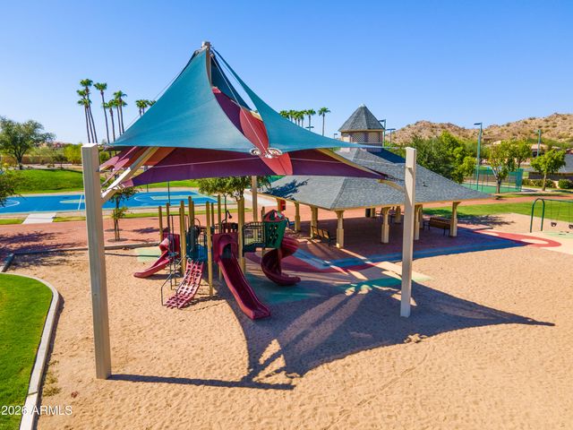 11402 S 175TH Drive, Goodyear, AZ 85338
