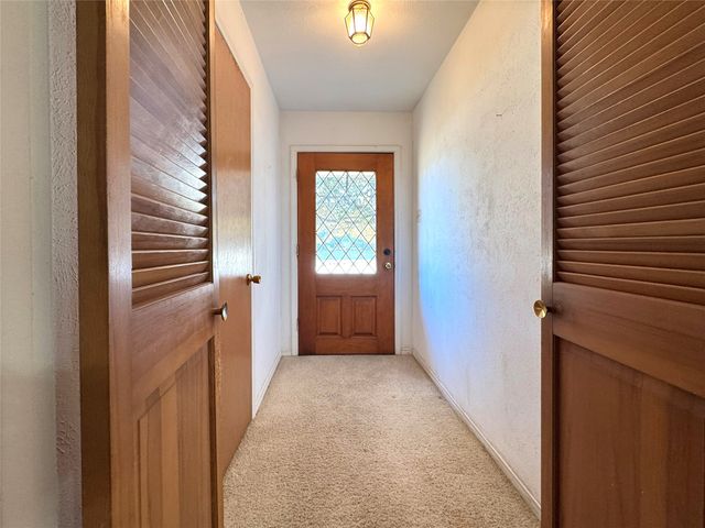1620 N Houston School Road, Lancaster, TX 75134