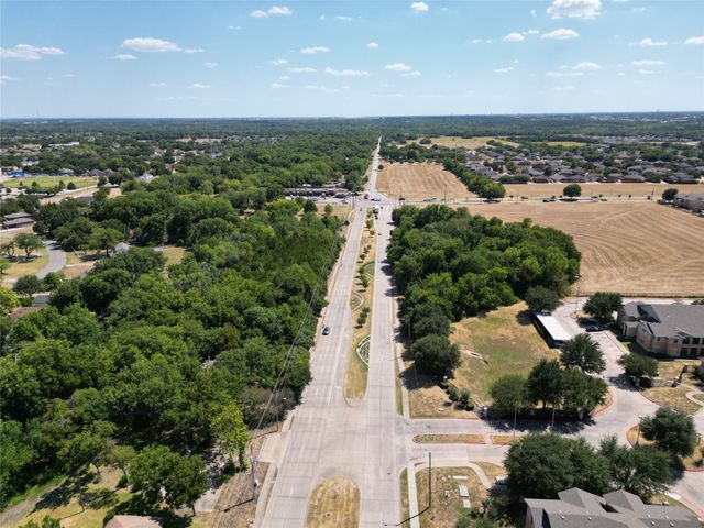 1620 N Houston School Road, Lancaster, TX 75134