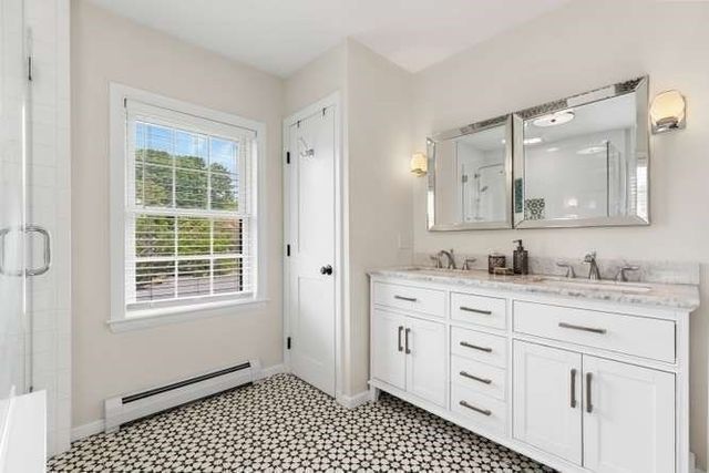 11 Countryside Lane, Marblehead, AE 09145