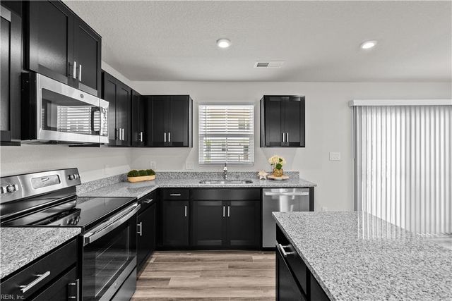22 Cecelia WAY, Suffolk, VA 23434