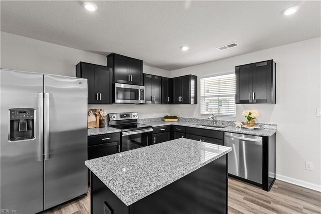 22 Cecelia WAY, Suffolk, VA 23434