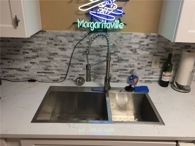4841 Highway 35 N, Rockport, TX 78382