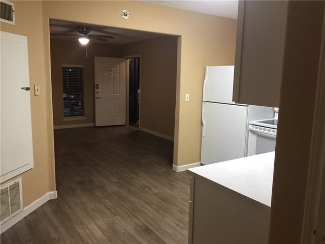 4841 Highway 35 N, Rockport, TX 78382