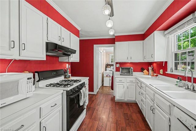 813 Gales Avenue, Winston-salem, NC 27103