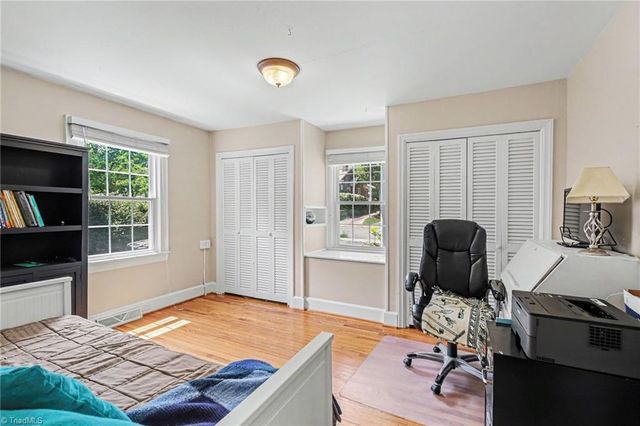 813 Gales Avenue, Winston-salem, NC 27103
