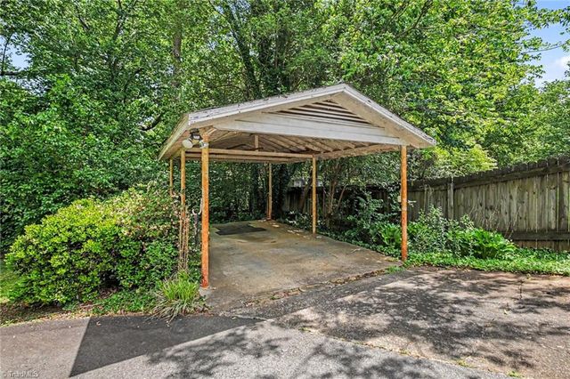 813 Gales Avenue, Winston-salem, NC 27103