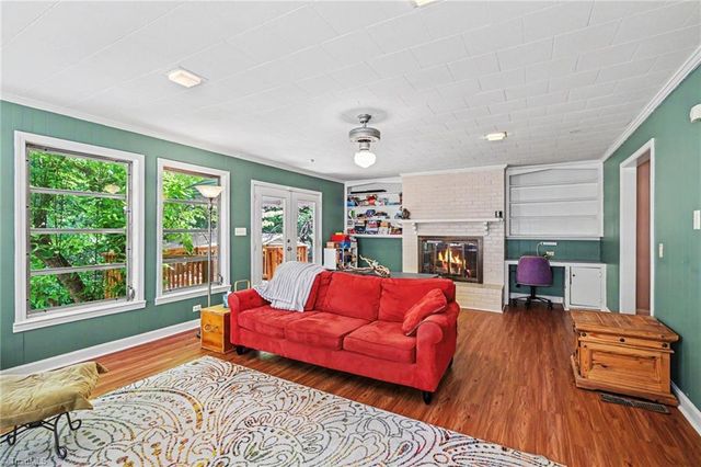 813 Gales Avenue, Winston-salem, NC 27103