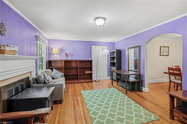 813 Gales Avenue, Winston-salem, NC 27103