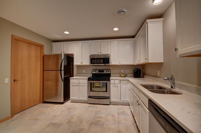 529 Ford Street E, Northfield, MN 55057