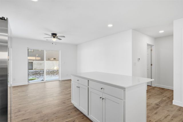 225 Clymer Road, Hiawatha, IA 52233