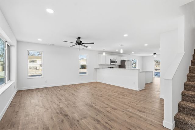 225 Clymer Road, Hiawatha, IA 52233