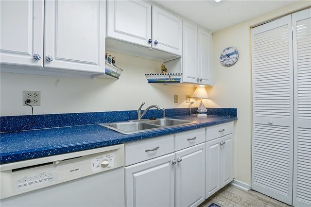 1440 Ocean Blvd 127, St Simons Island, GA 31522