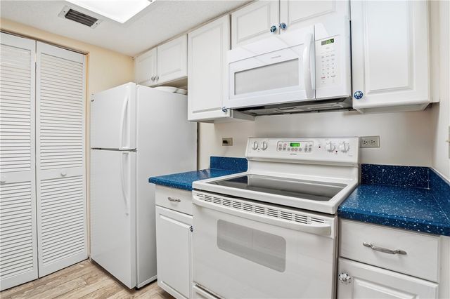 1440 Ocean Blvd 127, St Simons Island, GA 31522