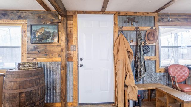 12786 County Road 8870, West Plains, MO 65775