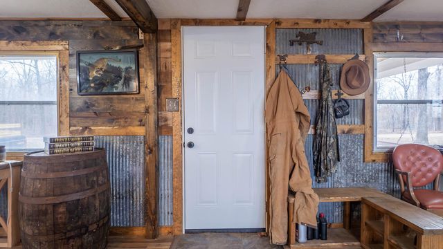 12786 County Road 8870, West Plains, MO 65775