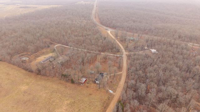 12786 County Road 8870, West Plains, MO 65775