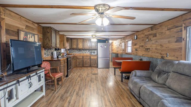12786 County Road 8870, West Plains, MO 65775