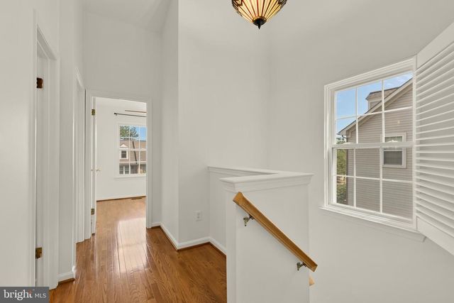 1249 QUAKER HILL DR, Alexandria, VA 22314