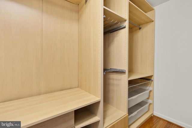 1249 QUAKER HILL DR, Alexandria, VA 22314