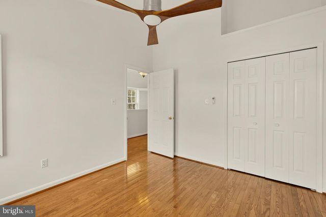 1249 QUAKER HILL DR, Alexandria, VA 22314