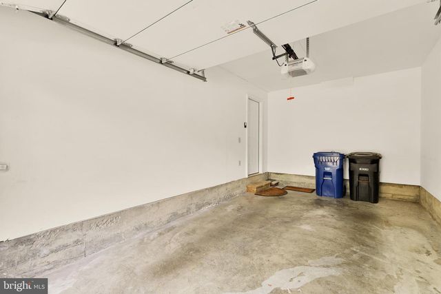 1249 QUAKER HILL DR, Alexandria, VA 22314